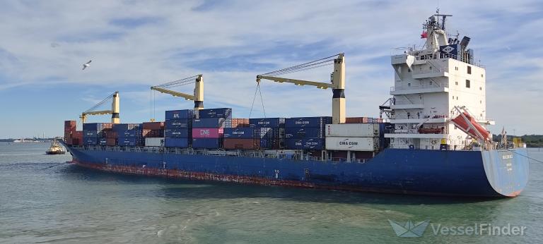 Defensa_Israel's tweet image. En las últimas 24 horas (miércoles 22), la Guardia Revolucionaria de #Iran ha atacado tres embarcaciones en el Estrecho de Ormuz.
🇺🇸🇮🇱🔥🇮🇷
- Se trata de tres portacontainers:
1. El Francesca, que había partido desde Abu Dabi con destino a Sri Lanka.
2. El Epaminondas, viajaba