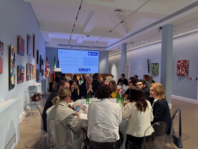 ItalyinUK's tweet image. Italy + UK Advance Mediterranean Diet Science 🇮🇹🇬🇧
The Embassy hosted a group of experts to explore new evidence and launch the idea of creating a #MediterraneanDiet Scientific Forum - a step forward for #NutritionScience, #PublicHealth, and international collaboration.#NNEdPro