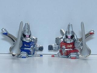 #突然カッコイイ赤と青を無言で貼る