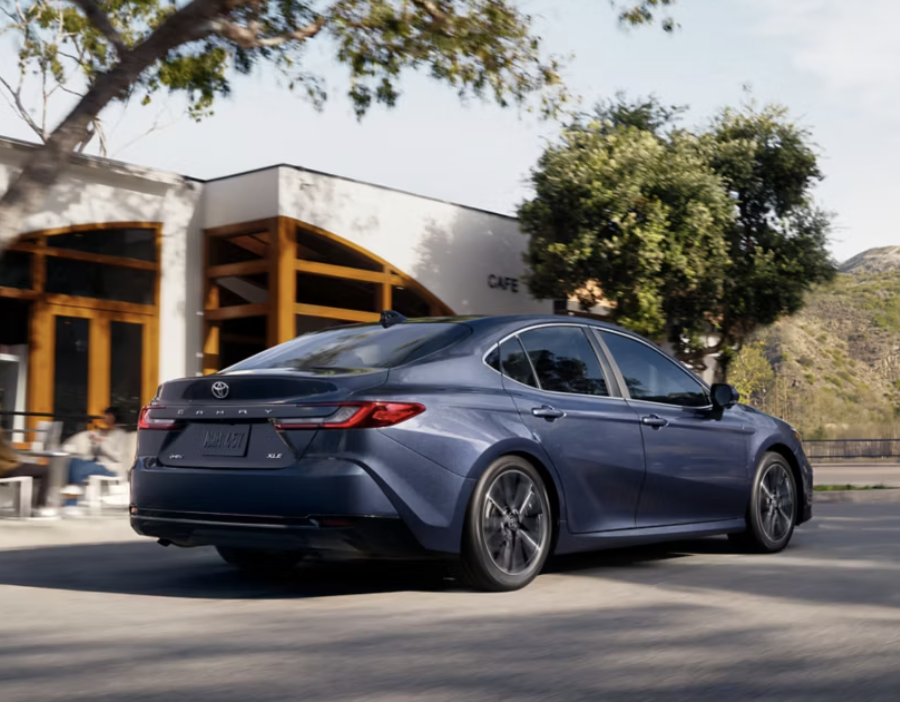 GalaxyToyotaNJ's tweet image. The 2026 Toyota Camry SE AWD pairs a black sport mesh grille with a sport-tuned suspension, delivering bold style and precise handling on every turn.
bit.ly/4aCXjPZ
.
.
.
#galaxytoyota #eatontownnj #toyota #toyotalife #camry #camryseawd #newcar #carshopping #carbuying