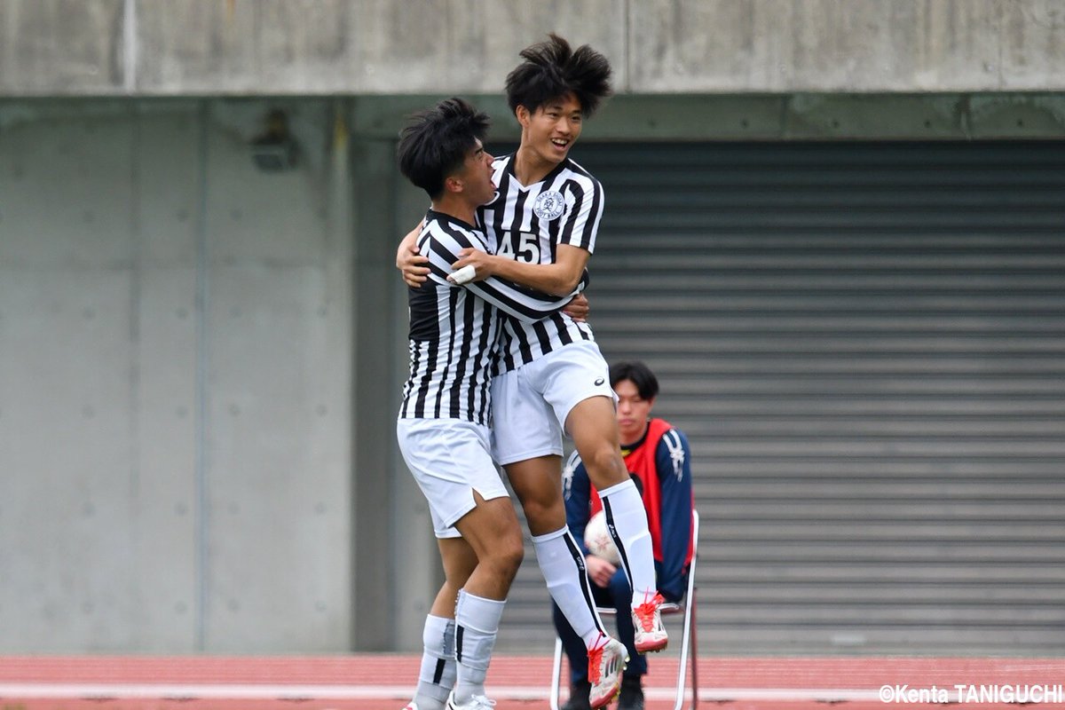 gekisaka's tweet photo. 【写真特集】[関西]大商大が1年生弾で1部復帰後初勝ち点、甲南大は2戦連続ドロー(20枚)

https://t.co/ztkBsbxlHg

#大学サッカー #関西学生サッカーリーグ #関西学生リーグ #ゲキサカ https://t.co/G4ly6zBdya