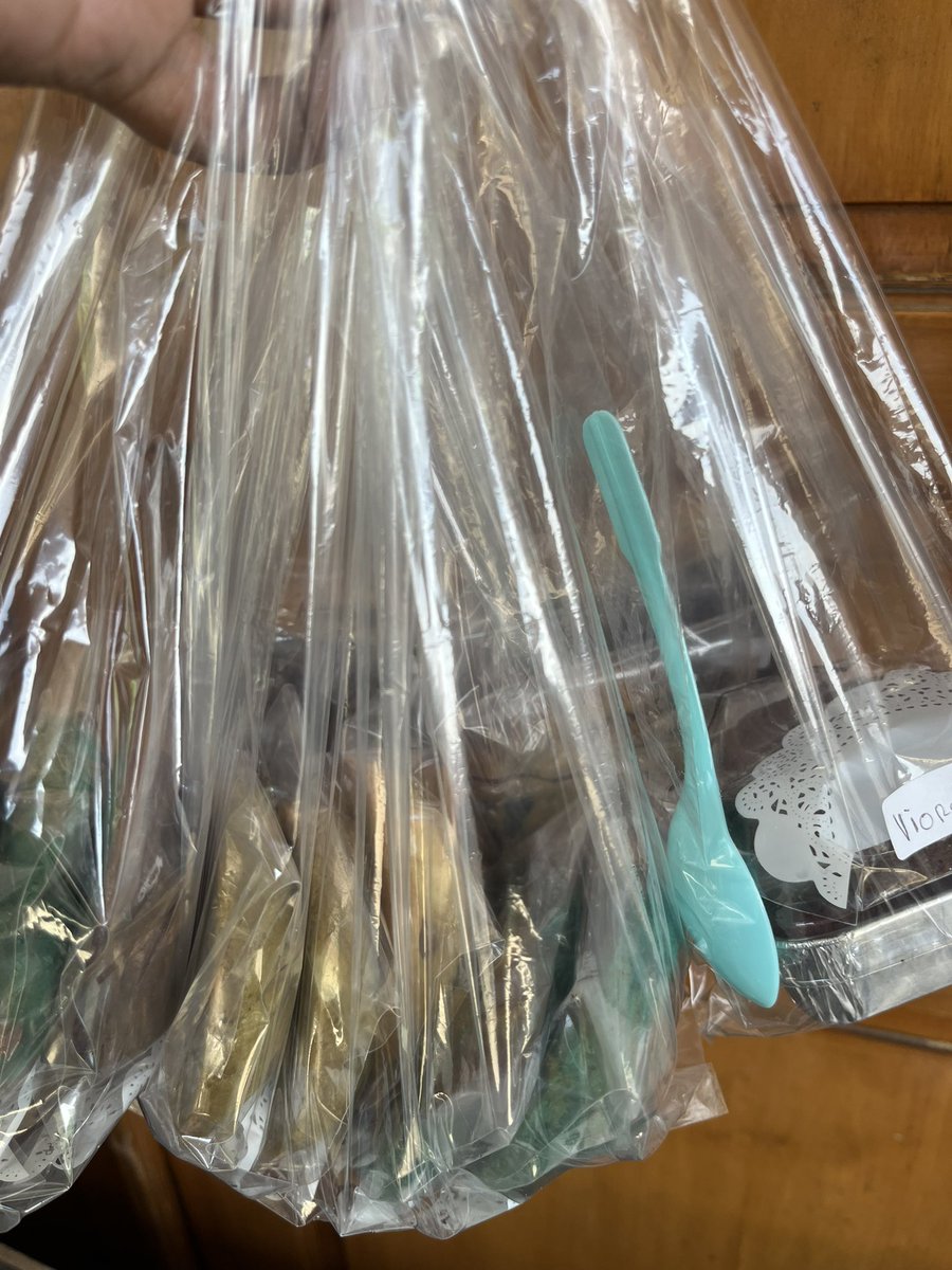 shofii | soft cookies & fudgy brownies solo tweet media