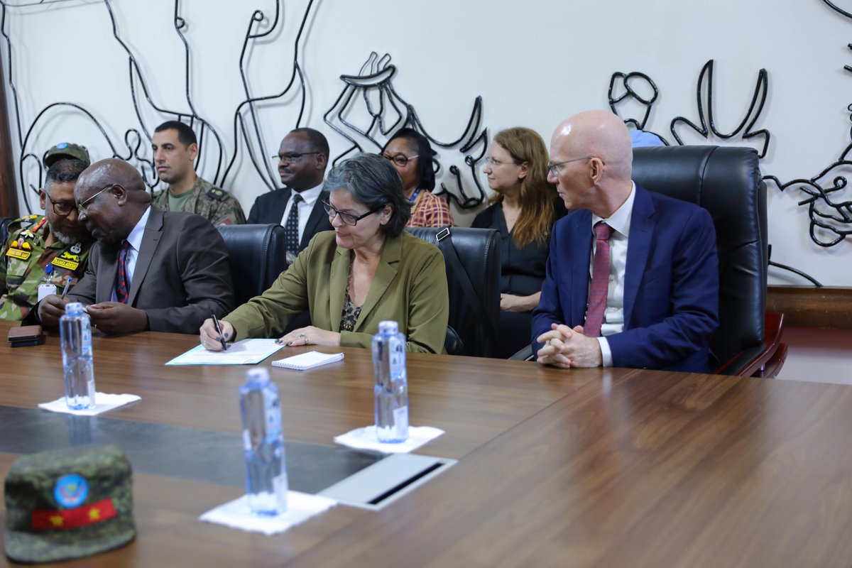 MONUSCO's tweet image. Ituri remains a priority for #MONUSCO, James Swan reaffirms in Bunia. Protecting civilians, combating armed groups, and achieving lasting stability were central to discussions with provincial authorities. #Ituri #Peace #Stabilization