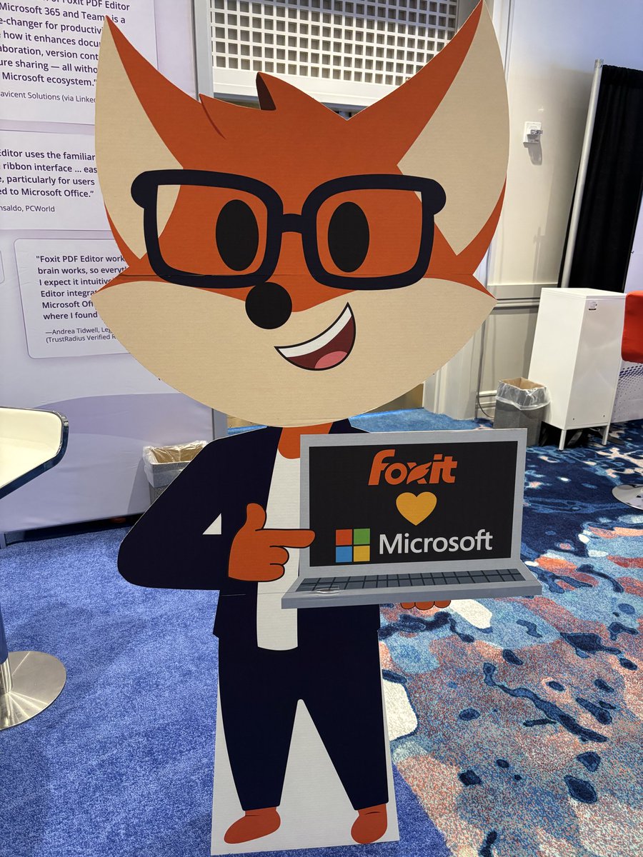 AquaViola's tweet photo. @foxit at the #m365conf https://t.co/fzAokdO2dL