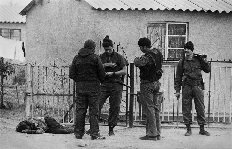 Death squad, Transvaal, South Africa, 1985. Credit: Themba Nkosi/UCT Photography Collection