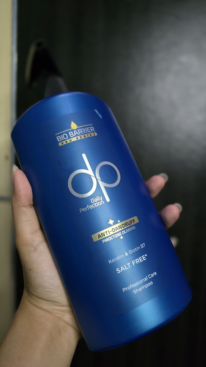 FiscaDwi3's tweet photo. REKOMENDASI HAIRCARE ROUTINE yang DIPAKE PARA SULTAN https://t.co/AEMBGH5DL7
