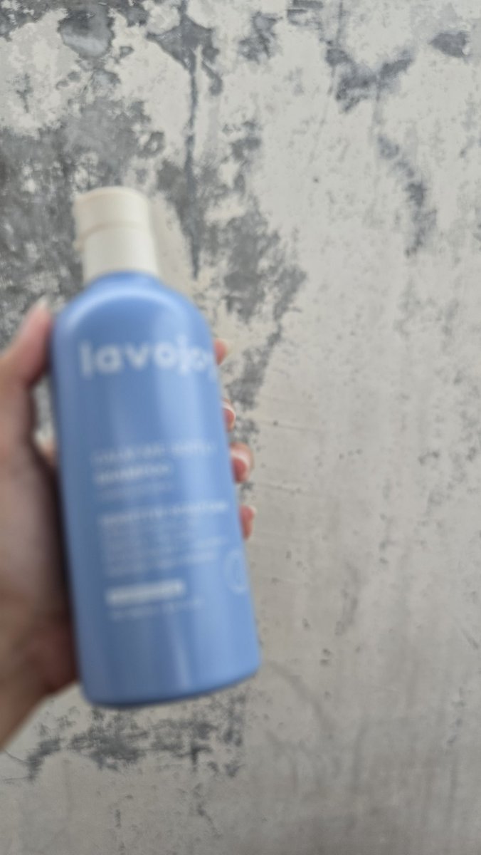 FiscaDwi3's tweet photo. REKOMENDASI HAIRCARE ROUTINE yang DIPAKE PARA SULTAN https://t.co/AEMBGH5DL7