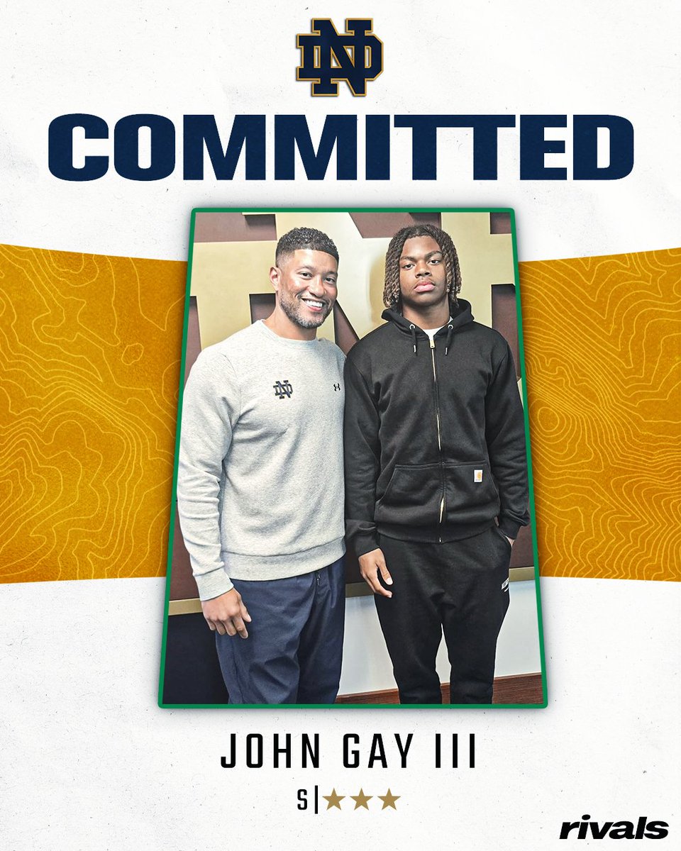 MikeTSinger's tweet photo. 🚨 𝗕𝗥𝗘𝗔𝗞𝗜𝗡𝗚: 2027 safety John Gay III has committed to Notre Dame over Florida and Ole Miss ‼️☘️

“Notre Dame felt like home. They treated me like I was family.”

Nice win for Aaron Henry, Jevaughn Codlin, Shaun Shivers and the Irish staff 🫡

https://t.co/GTZ8uKpMNz https://t.co/mNdVyGOZBJ