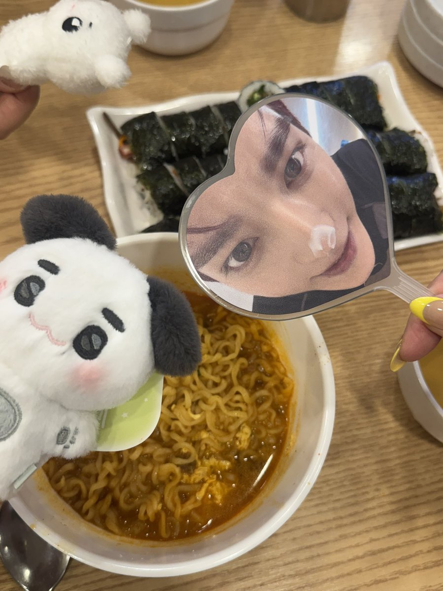 툥니기리૮´◕ ᎑ ◕`ა tweet media