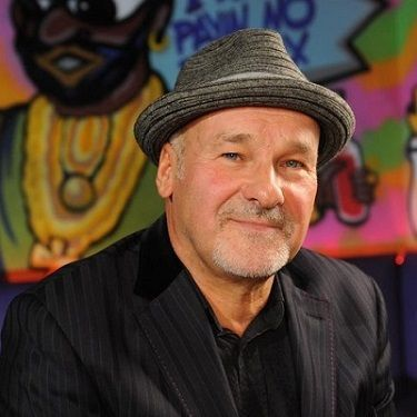 MSolisEscobar's tweet image. Paul Carrack (22 April 1951) #singer, #songwriter and #musician who has recorded as both a solo artist and several popular #bands. The BBC described him as “The Man with the Golden Voice”, adding: “Carrack is a journeyman of British #rock, #soul and #pop.
youtu.be/H7m1PO7wvYM?si…