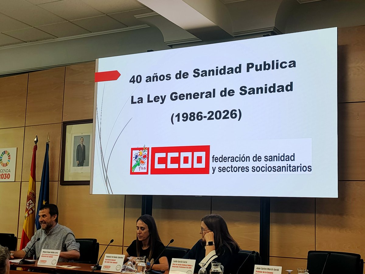 CCOOSanidadMad's tweet image. 💥 #EstaPasando En jornada organizada x @fssccoo "40 años de #SanidadPública La Ley General de Sanidad" interviene Miguel Ángel Mañez, Director General Ordenación Profesional Ministerio #Sanidad

Universalidad, Estatuto Marco, LOPS ...