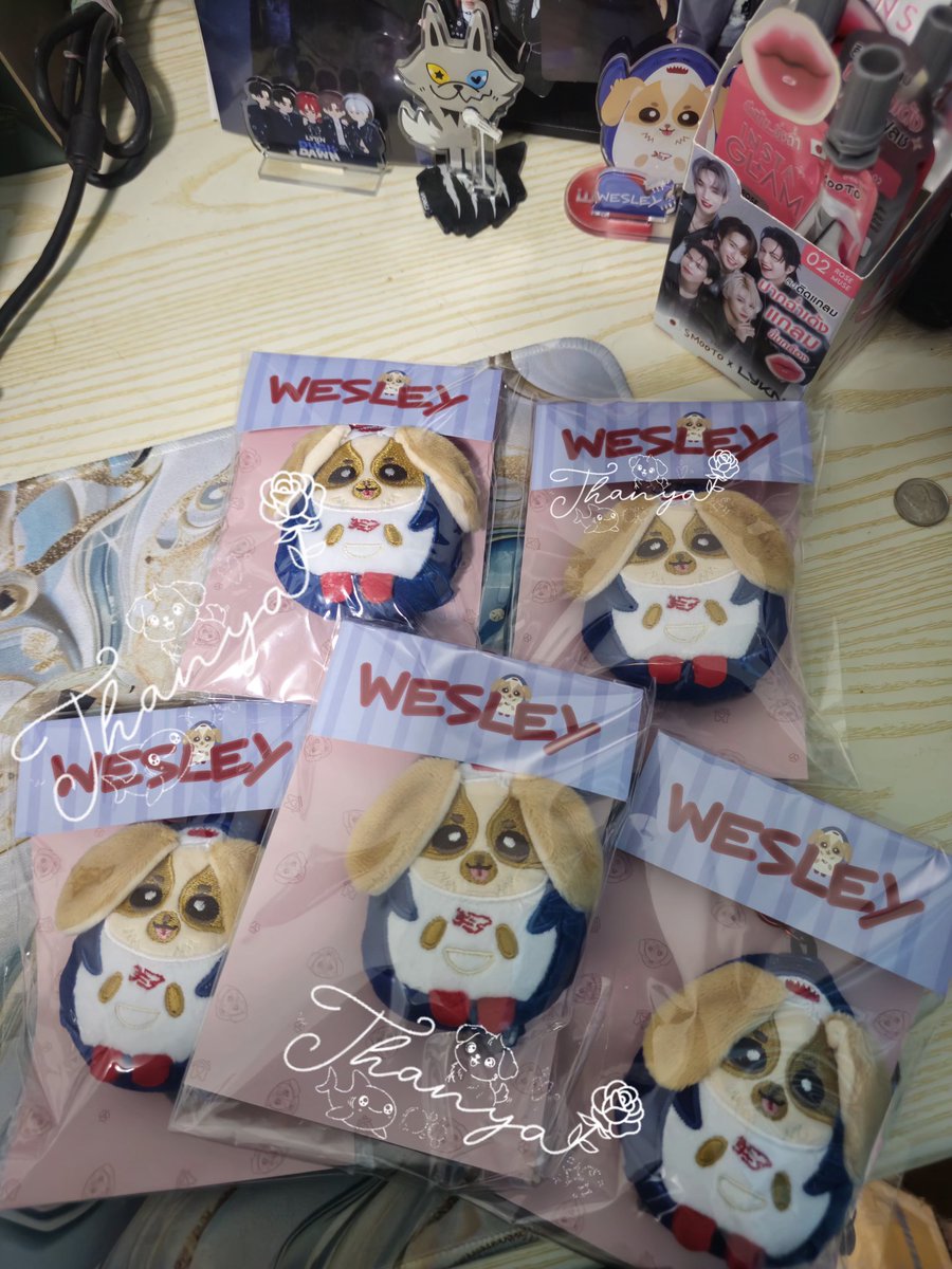 KChanachot's tweet image. เอาล่ะๆ คิดว่าผ่าน QC นะ (ไม่ได้แกะอ่ะน้องๆฝากกด😬😊)

#GMMTV
#WESLEY