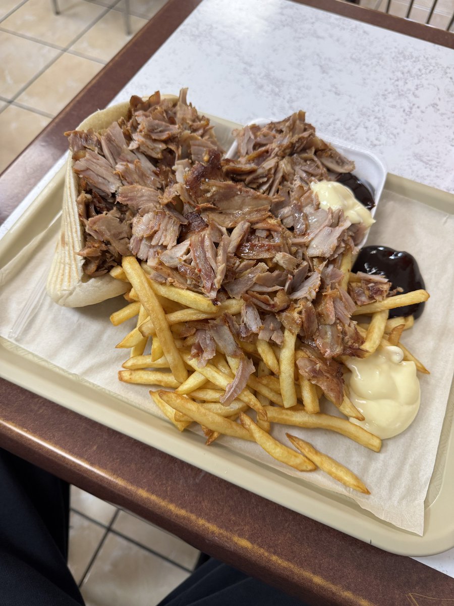 C-17⭐️🇸🇳⭐️ tweet media