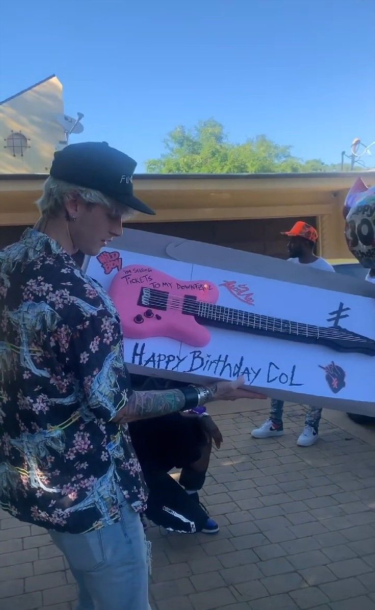 throwback to some iconic birthday cakes!!
can’t wait to see this years