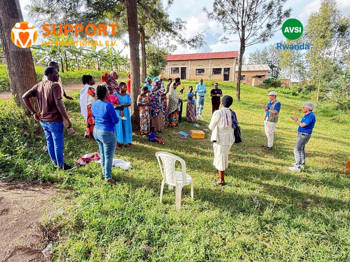 avsirwanda's tweet photo. AVSI Rwanda and Support International visited Baho VSLA Group in @Kamonyi . Members facing mental health challenges are building resilience through peer support, savings, and small businesses.

@FondazioneAVSI  
#PeopleForDevelopment https://t.co/Gf12xx5jJy