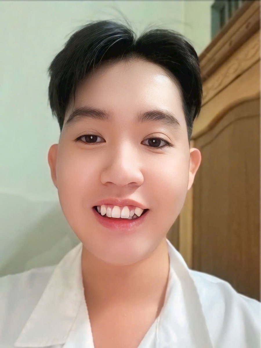 Nguyen258485's tweet photo. Một nguời tuơi https://t.co/ZyY0kYffCEông có nghĩa là.họ không có nỗi buồn.điều đó có nghĩa là.họ có khả năng.đối phó với nổi buồn đó https://t.co/y5qxTZqyaf