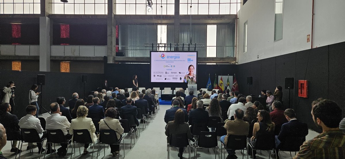 AzimutDrones's tweet photo. ¡Estamos en Expoenergea 2026! 🏗️☀️ Traemos soluciones reales para el sector de las renovables. En IFEBA mostramos cómo la precisión técnica optimiza cada fase de un proyecto energético: vuelos LIDAR, fotogrametría, escaneos 3D, topografía para obra civil... https://t.co/UQdPPkzsHt