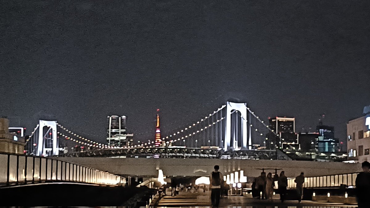 ろーく tweet media