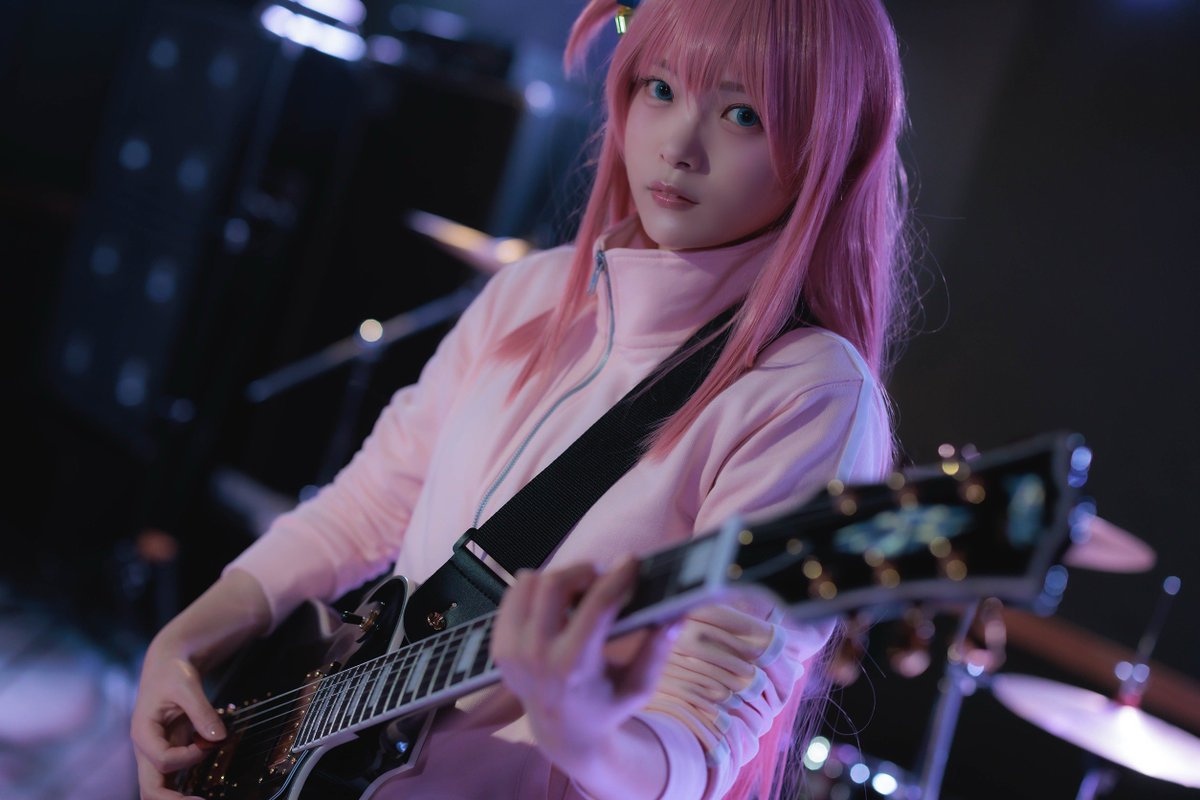 三夏🌻🌻🦋5/9鍵島3階あ09→5/17ストフェス&コスコン tweet media