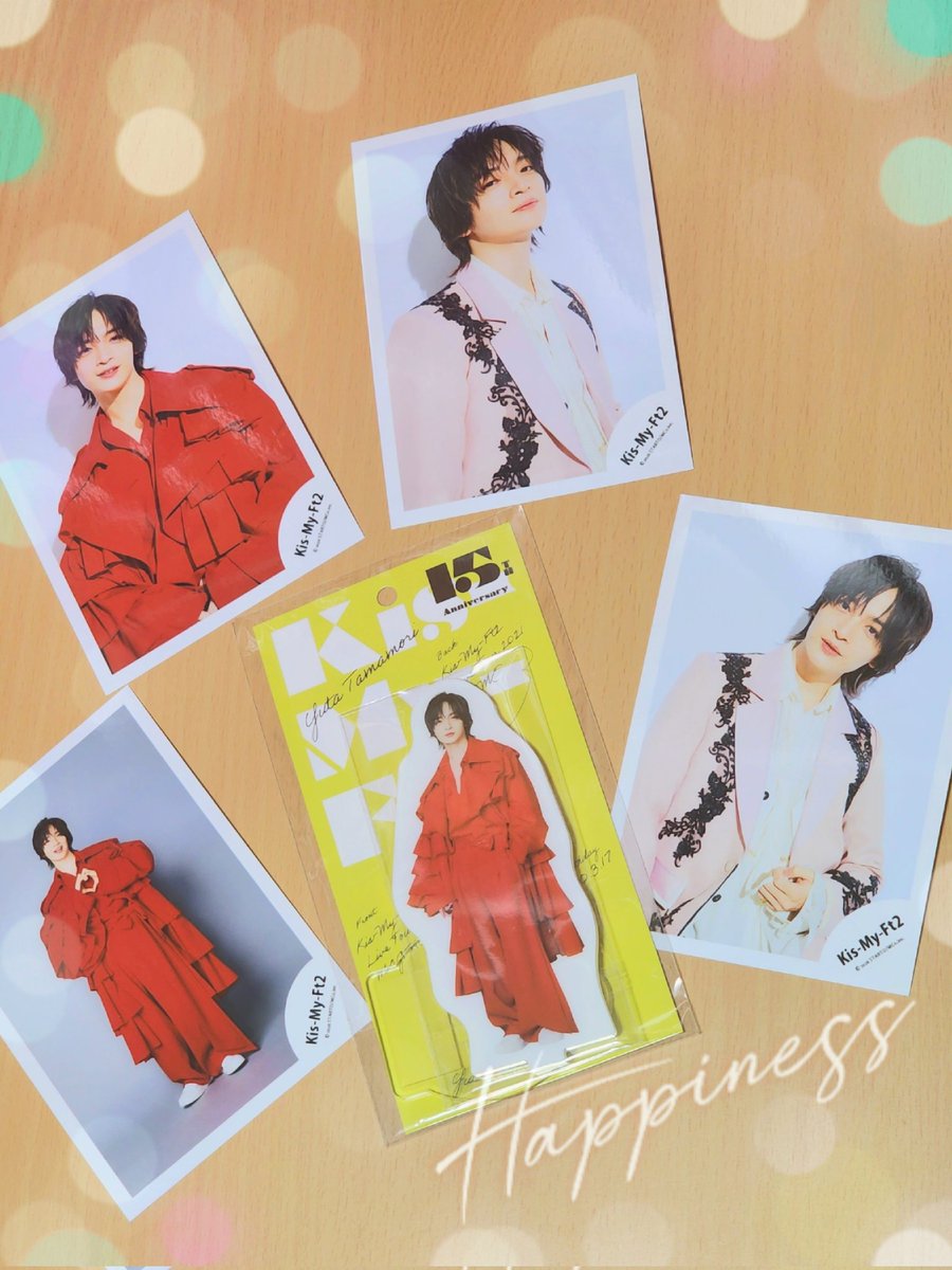 nagomineko_namo's tweet image. 玉ちゃんが届きました～✨

本当に素敵な衣装✨
15thの記念になるようにこんなステキな撮り下ろしまでしてくれて、感謝のキモチと幸せでいっぱいです🤗💓
#玉森裕太
#KisMyFt2