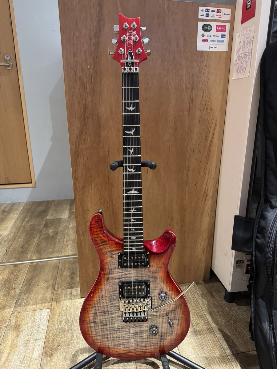 Spro_Gt's tweet photo. 完全に宍倉さんの影響でPRSを買ってしまった。。。
SEですが、、、

Floyd仕様の独特のスペックですが、ストックのままでも凄く使いやすいですよ。 https://t.co/x8gbkuIa8o