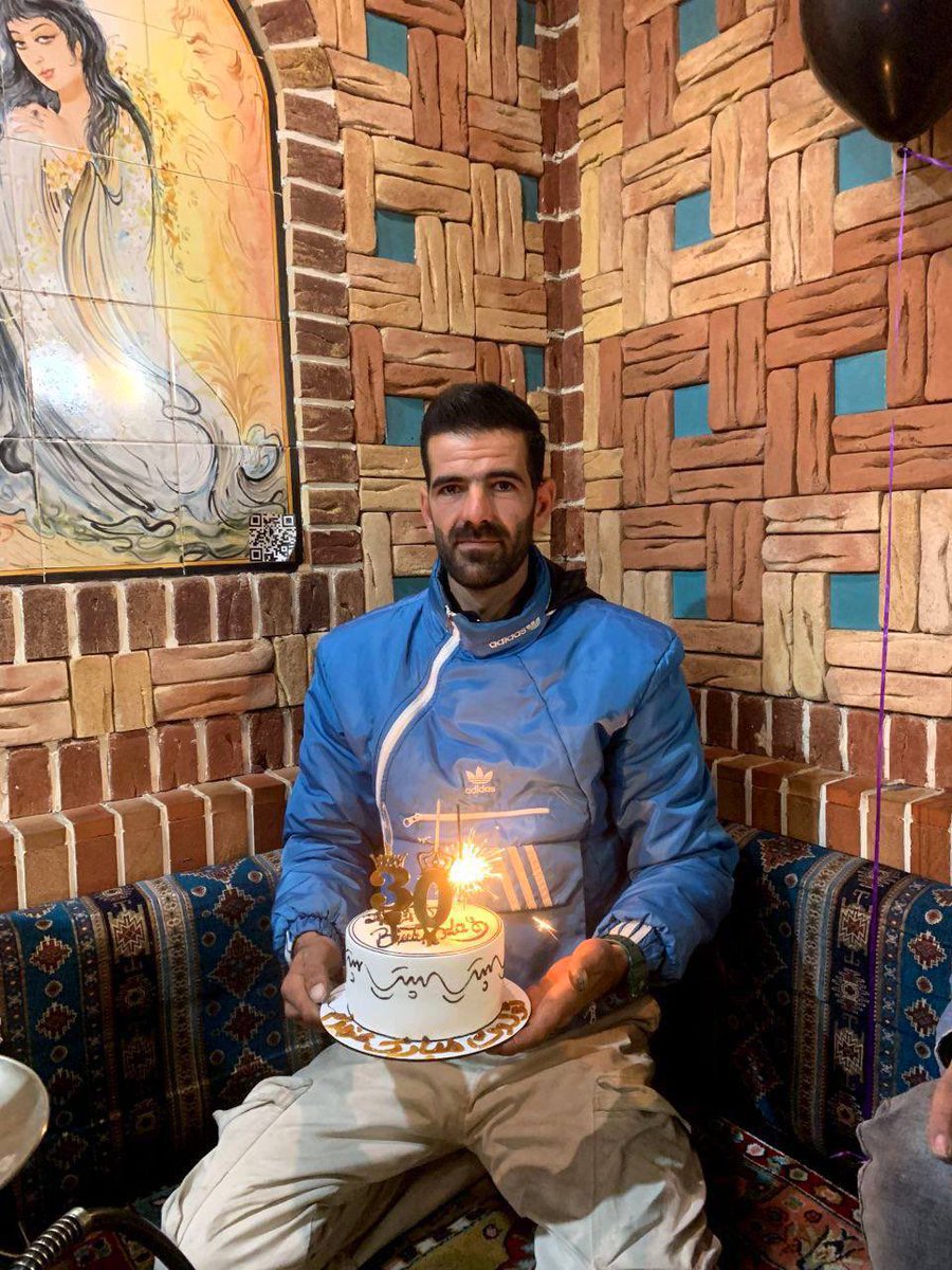 پناه (مامان پل‌ها سابق) tweet media