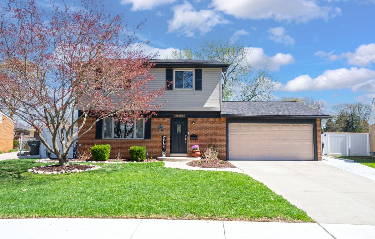 GreatLakeAerial's tweet image. Coming Soon!
$325,000
38202 Tottenham Rd, Sterling Heights
Listed by:
Marisa Vazquez 586-489-4052
Parker Wright Real Estate 248-805-2808
#RealEstate #ForSale #Realtor #Trending #Targeted