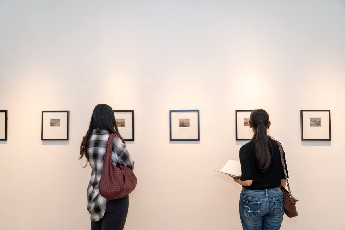 vishwasbahl's tweet photo. Featuring works by
#BadriNarayan #BhupenKhakhar #BireswarSen #FNSouza #GRSantosh #JSwaminathan #JangarhSinghShyam #JogenChowdhury #KHAra  #KKHebbar #MeeraMukherjee  #PirajiSagara  #PrabhakarBarwe #RamKumar #SadanandBakre, #SomnathHore
 #GalleryDotwalk 
#Discoverartindia https://t.co/OtkurSffCh