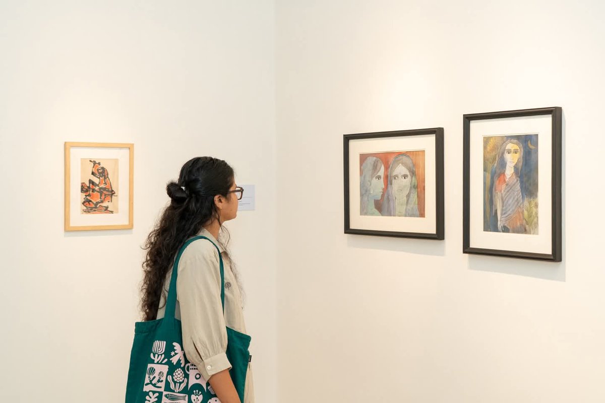 vishwasbahl's tweet photo. Featuring works by
#BadriNarayan #BhupenKhakhar #BireswarSen #FNSouza #GRSantosh #JSwaminathan #JangarhSinghShyam #JogenChowdhury #KHAra  #KKHebbar #MeeraMukherjee  #PirajiSagara  #PrabhakarBarwe #RamKumar #SadanandBakre, #SomnathHore
 #GalleryDotwalk 
#Discoverartindia https://t.co/OtkurSffCh