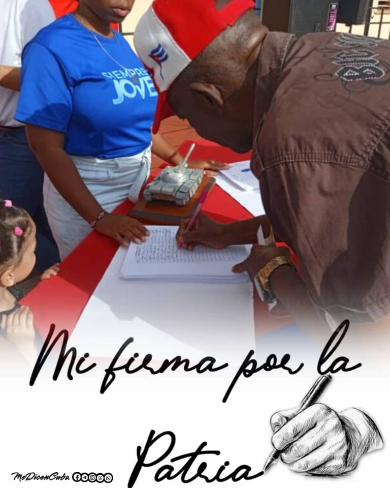 GEIC_DICE's tweet photo. #100AñosConFidel 🇨🇺 «El Hombre no puede renunciar nunca a los sueños, el Hombre no puede renunciar nunca a las utopías. Es que luchar por una utopía es, en parte, construirla», afirmó el Comandante en Jefe; idea que perdurará...

#UnaSolaRevolución
#SomosGEIC https://t.co/2LqUfrPQHo