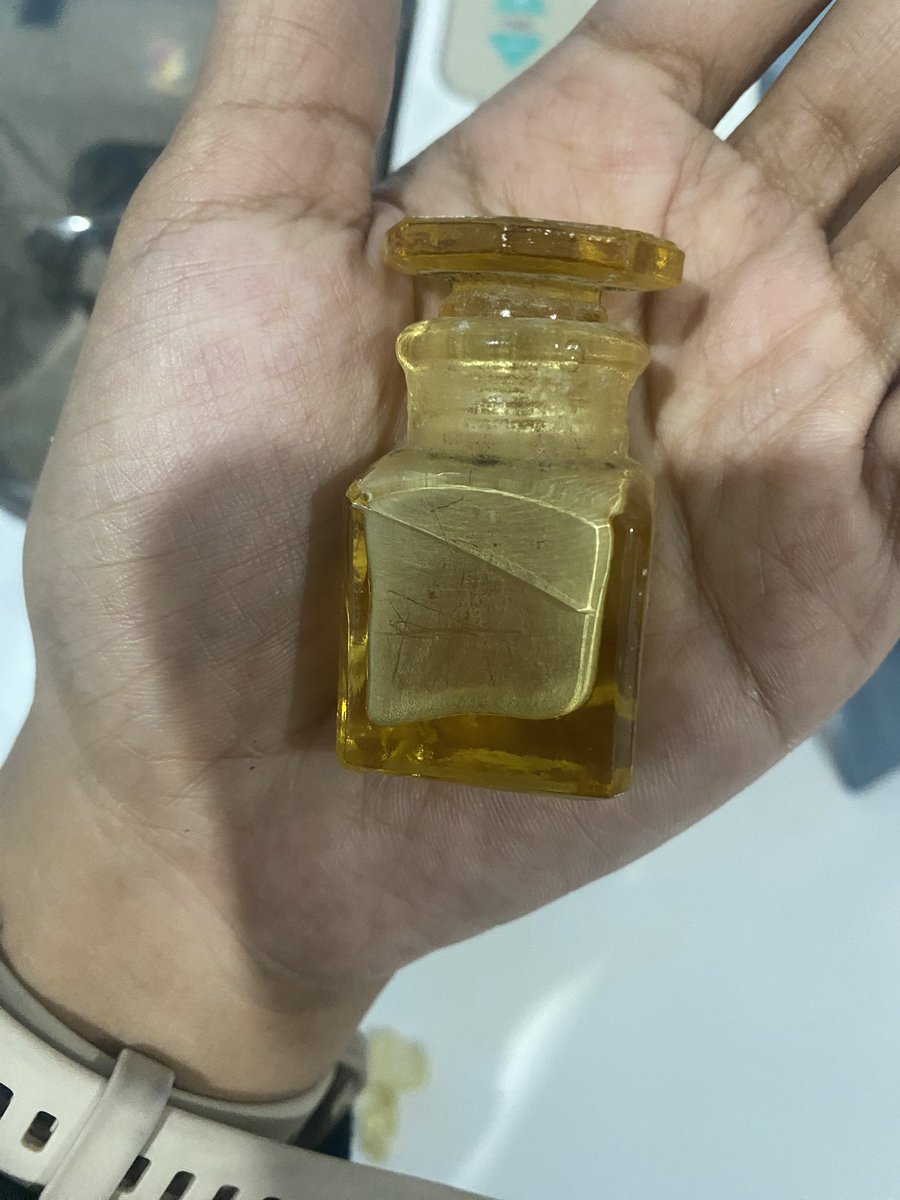 amoonn28_'s tweet photo. wtb, adakah yang tau beli botol gini dmnaa?? btw ini bukan parfum ya
#zonauang #shopee https://t.co/MBHw1I4OaQ