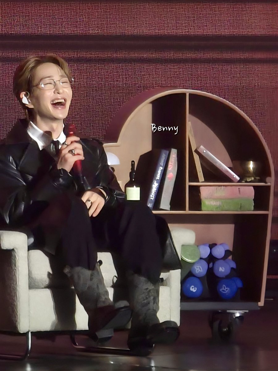 Benny_JJINGGU's tweet image. 네가 웃으면 나의 세상이 환해져🩷💚

#온유 #ONEW #이진기
#ONEW_TOUGH_LOVE #TOUGH_LOVE #터프러브