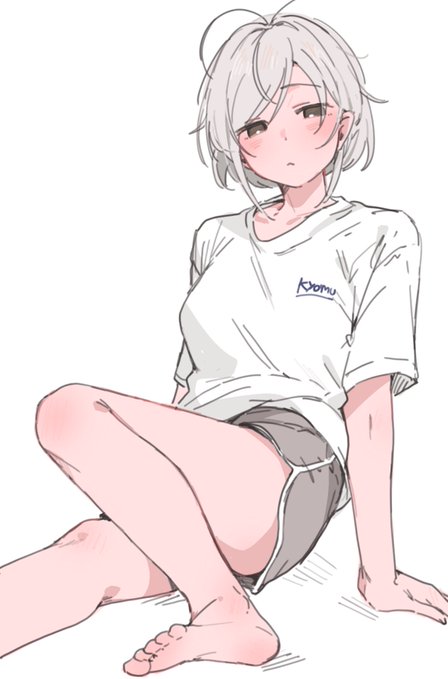 あったかくなってきて薄着で過ごせるの嬉しい 