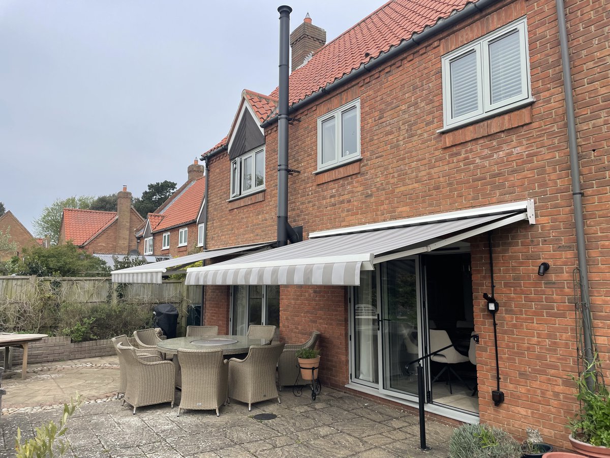 CooksBlinds's tweet image. Transform your garden with a made to measure awning from Cooks, ideal for relaxing, entertaining &amp;amp; staying cool in the shade.
Get a FREE handset &amp;amp; wind sensor (worth £299) when you order a Cassita or Smaila awning! Ends 30.4.26
✨
#Awning #GardenIdeas #HomeImprovements #Garden