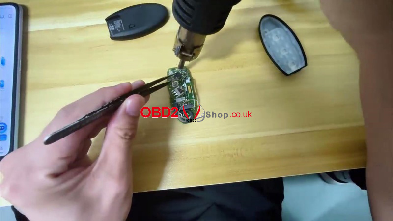 Obd2shopuk's tweet image. Learn how to quickly synchronize and clone original key data using the KEYDIY KD-X4, 13# Remote Chip Reading Adapter, and C29AX71 Smart Key. 
blog.obd2shop.co.uk/how-to-sync-or…
#KEYDIY #KDX4 #ADAPTER #PROGRAMMING