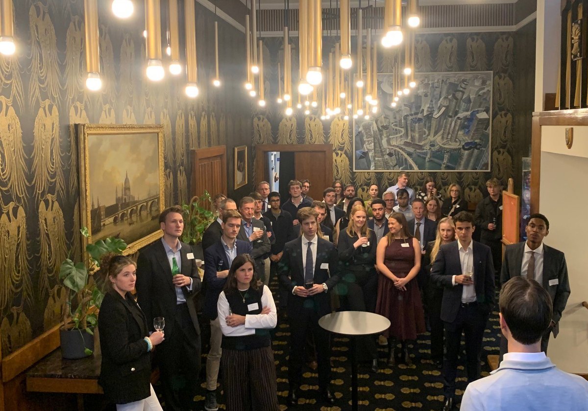 worthschool's tweet image. Worth has a thriving alumni association, the Worth Society. Last Thursday the Society hosted its annual careers networking evening in London when Old Worthian professionals spoke to young alumni about their careers of interest. 
#alumni #careers #networking