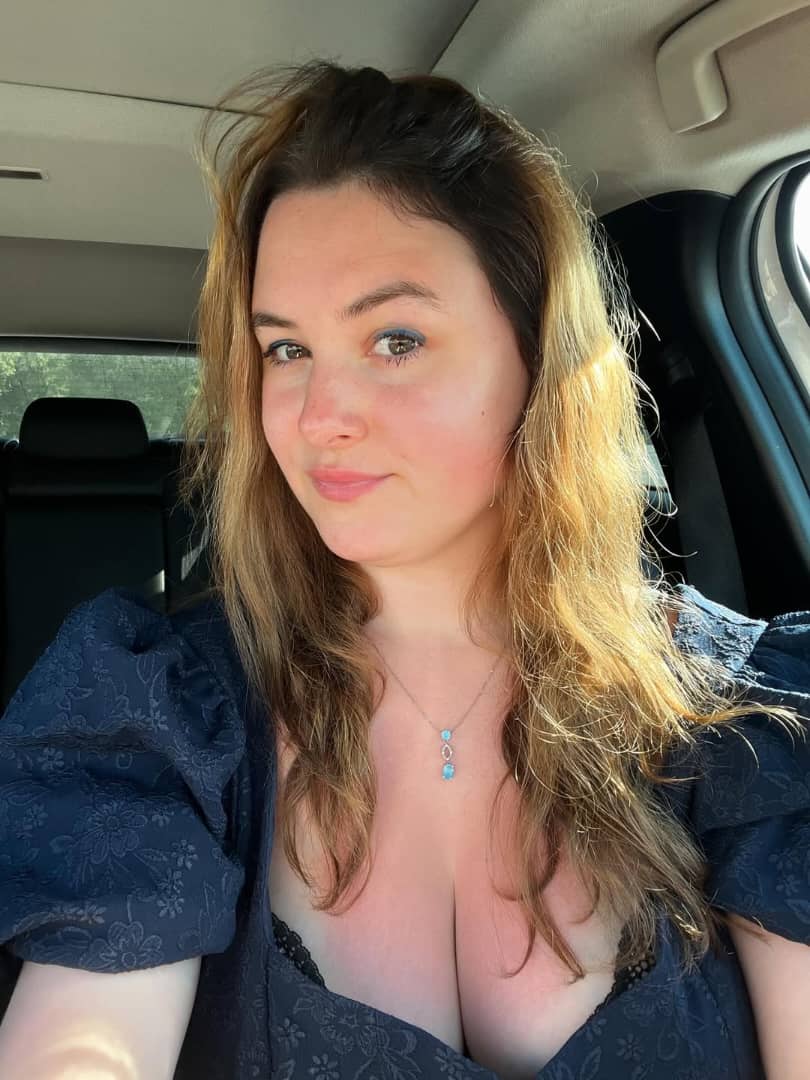KaitlinKoot's tweet photo. Living it one good moment at a time, no noise just presence. #mindfulness #bepresent #classymode. https://t.co/Fwgk3nzOw3
