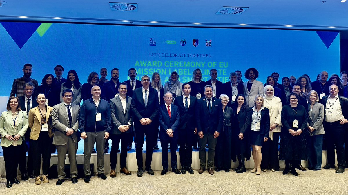 renaudmeyer's tweet photo. Congrats to @vladaks_ and cities of Sarajevo &amp; East Sarajevo for the EU Mission Label for @NetZeroCitiesEU 👏👏👏. Great demonstration of political leadership &amp; citizen mobilization for #climateaction. @UNDPBiH committed to support work toward #climateneutral #SDG13 @eubih https://t.co/FMABZUaIjz
