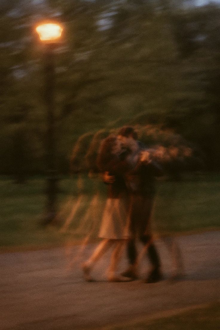 couldbeusvibes's tweet photo. you feel like a blurry memory I never want to lose https://t.co/qXO0OH6com