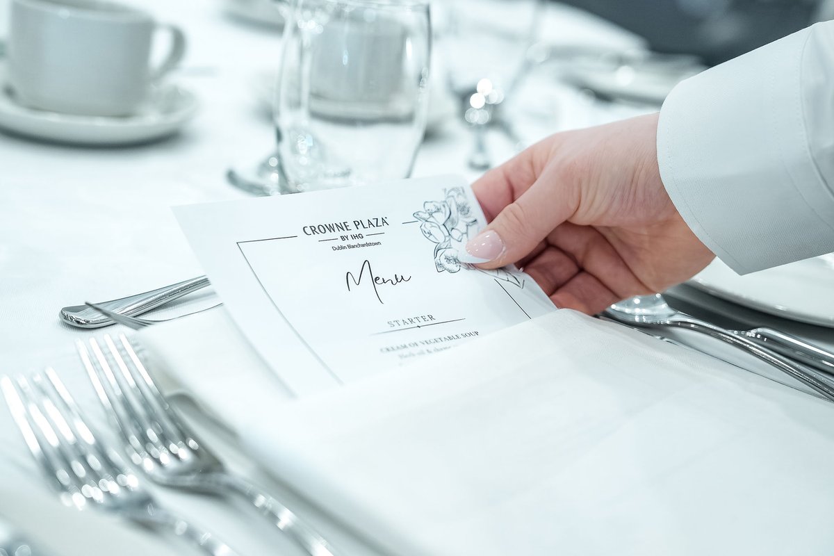 CrownePlazaBlan's tweet image. Where every detail matters

From perfectly set tables to seamless service, host your next gala dinner, corporate event or AGM at Crowne Plaza Dublin Blanchardstown

#CorporateEvents #GalaDinner #AGM #DublinEvents #EventVenue #MeetingSpaces #BusinessEvents #CrownePlaza #IHGHotels