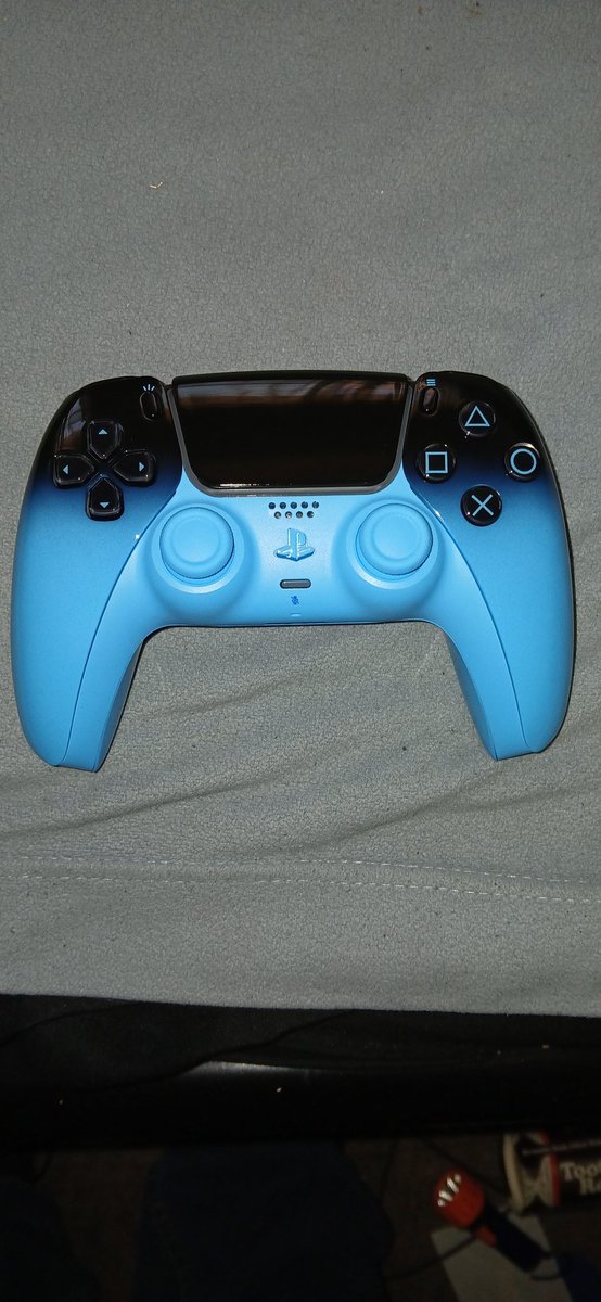 PuffyBenjamin's tweet photo. 2 weeks ago, I got the Hyperpop Blue PS5 Controller along with a Blue Glow in the Dark Controller Skin. Last week Friday, I got the @KontrolFreek Frozen Inferno Thumbsticks. I have to say that these looks cold 🎮 🥶 https://t.co/RrvSyTaOeO