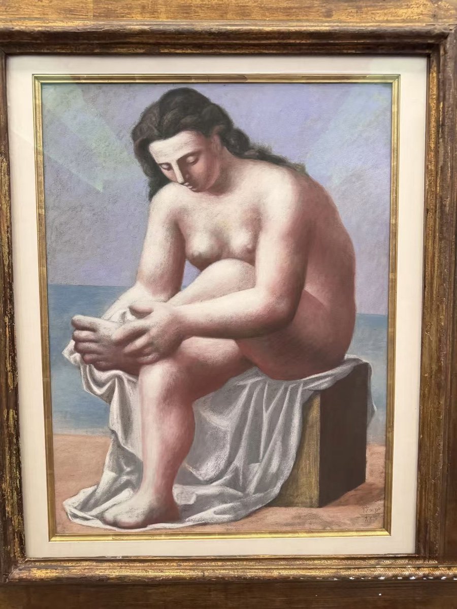 Lucia郑大钱@BTV tweet media