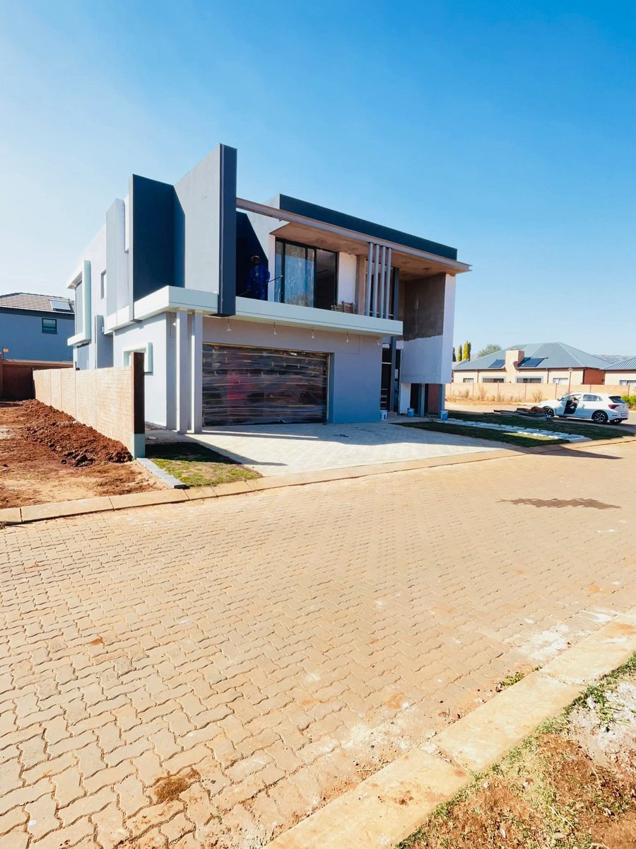 Vusani Mushiana🇿🇦 tweet media