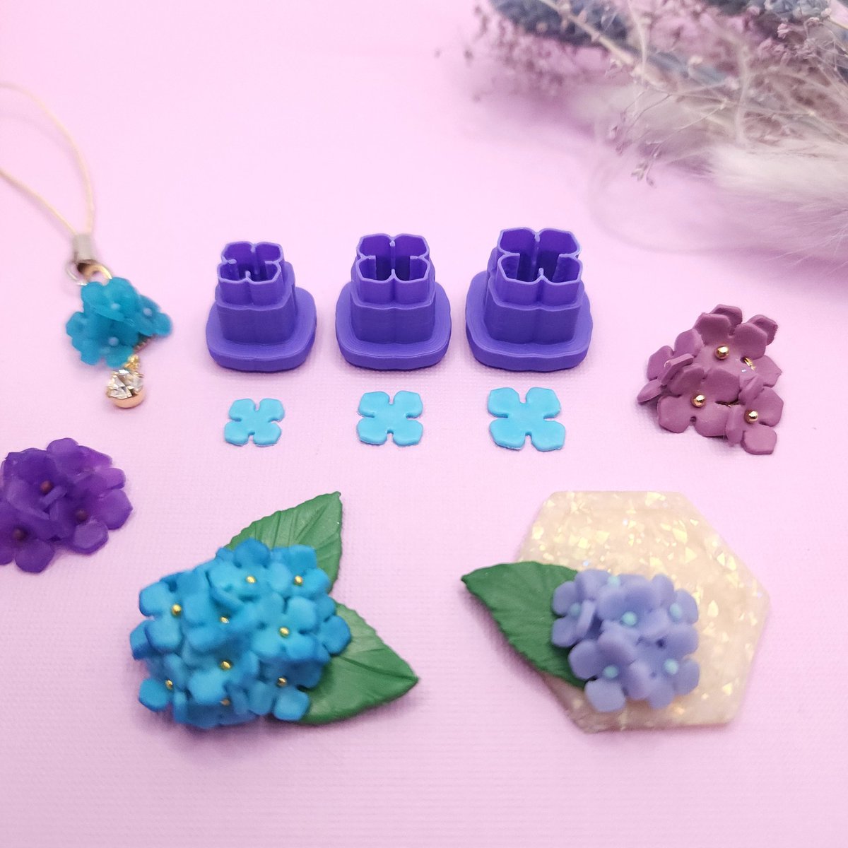 W_A_Akika's tweet photo. お待たせいたしました、ポリマークレイカッター【紫陽花 3点セット 10mm 12mm  15mm】【紫陽花 葉 25mm】minneおよびメルカリにて出品いたしました⋆.˚⊹⁺

紫陽花の制作、お楽しみ頂けると嬉しいです♡ https://t.co/63DtGrB6CG