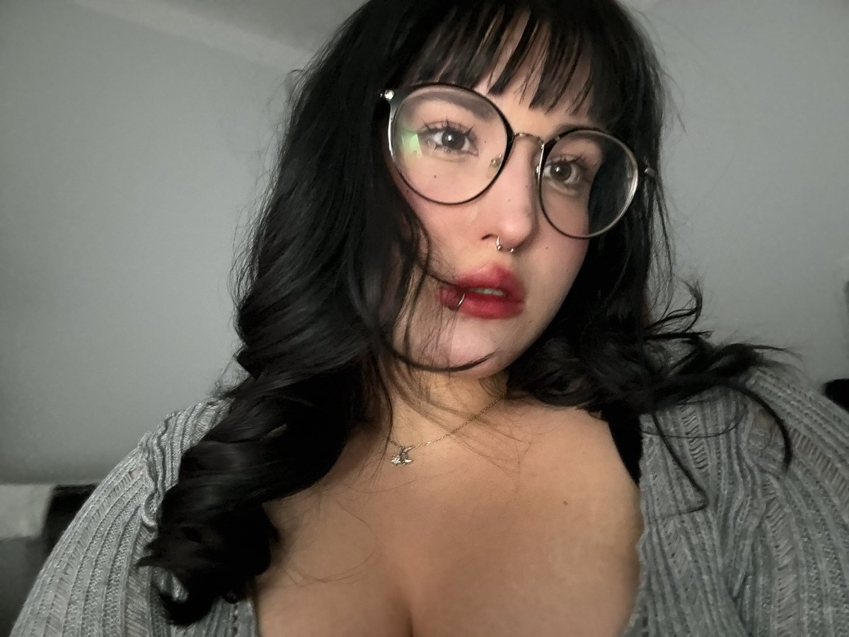 王睿 💬 wonho's lesbian mamager tweet media