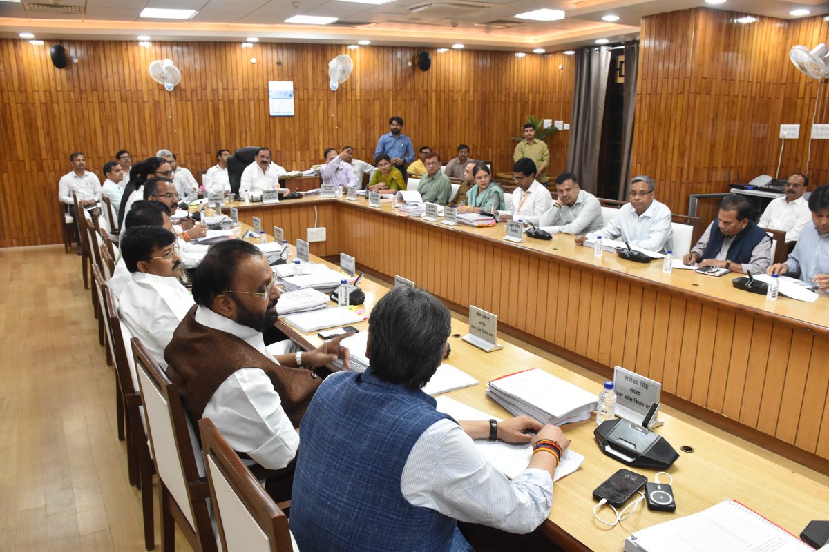 Om Prakash tweet media