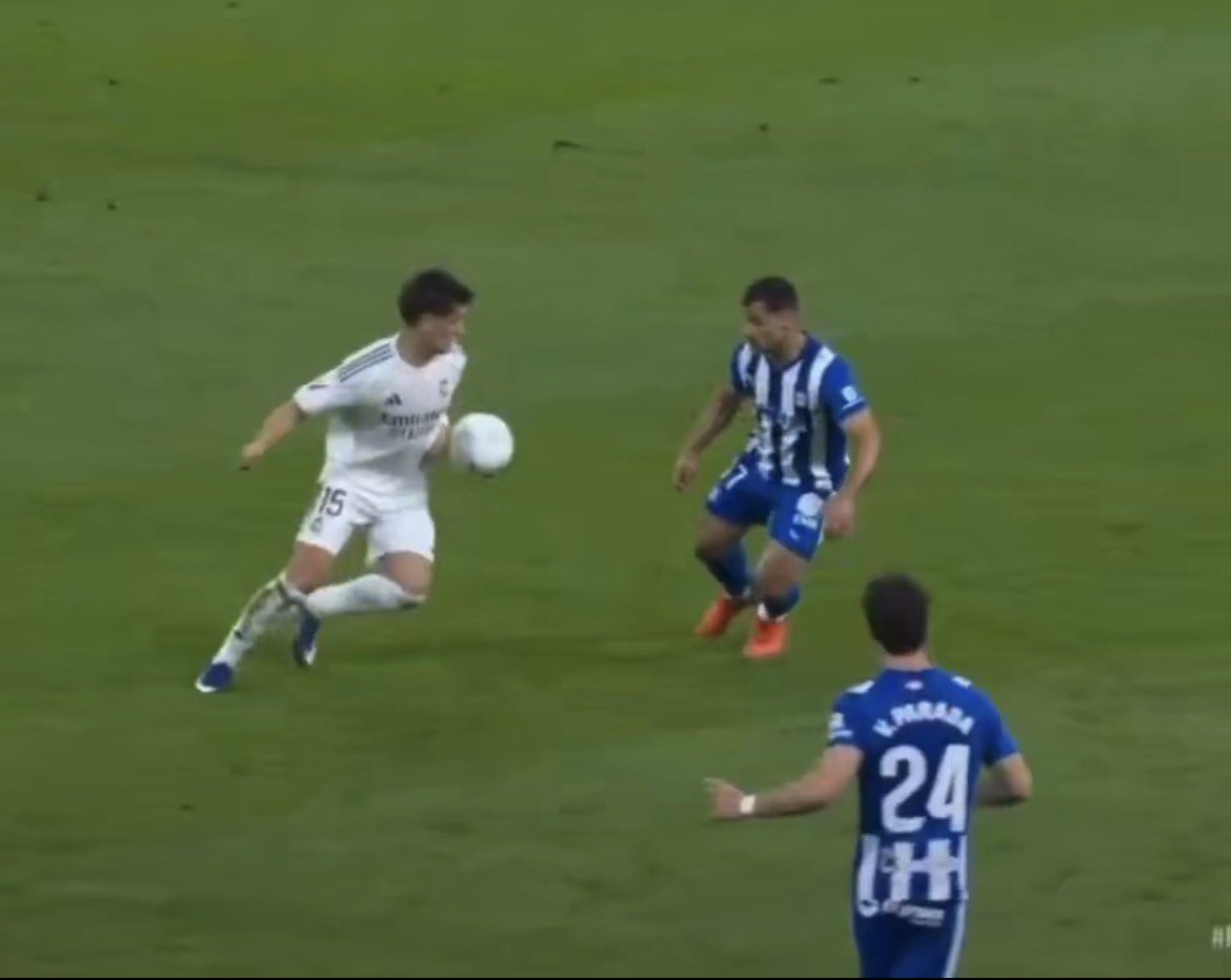 Has Real Madrid robbed a club ? tweet media