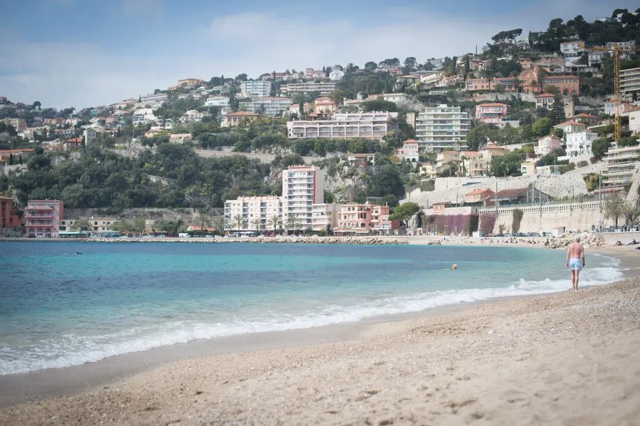 "Une violence inouïe" : âgés de 14 et 15 ans, deux mineurs devant le juge des enfants pour agression homophobe à Villefranche-sur-Mer

france3-regions.franceinfo.fr/provence-alpes…