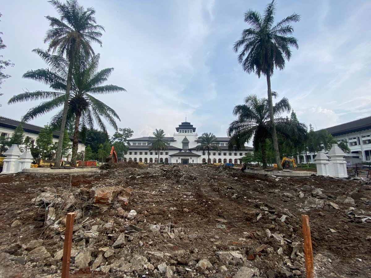 BandungBergerak tweet media