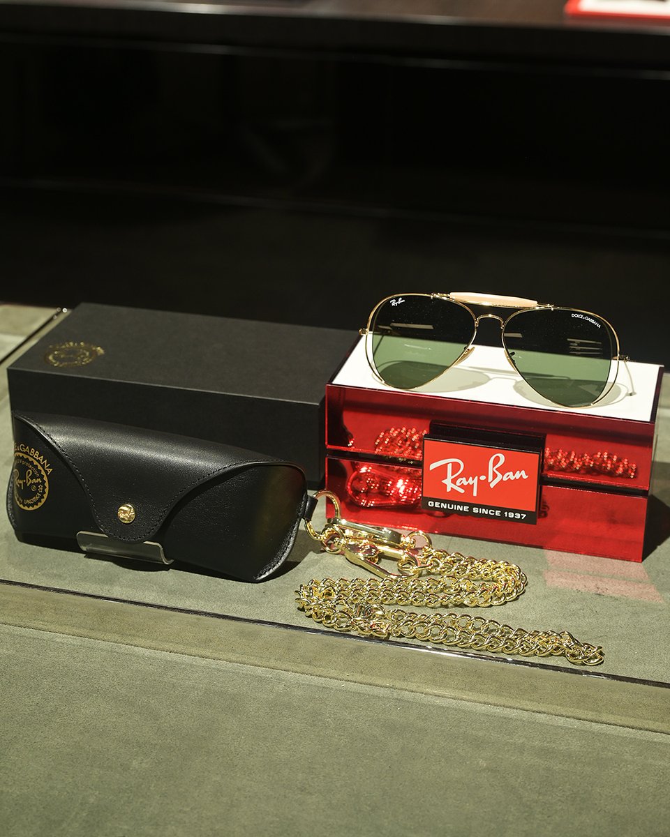 isetanmens's tweet image. ＜レイバン＞がサングラスプロモーションをメンズ館8階にて開催中。新作モデルから色褪せることのない数々の名作モデルまで、多彩なラインナップを取り揃えてご紹介！😎
#伊勢丹 #sunglasses